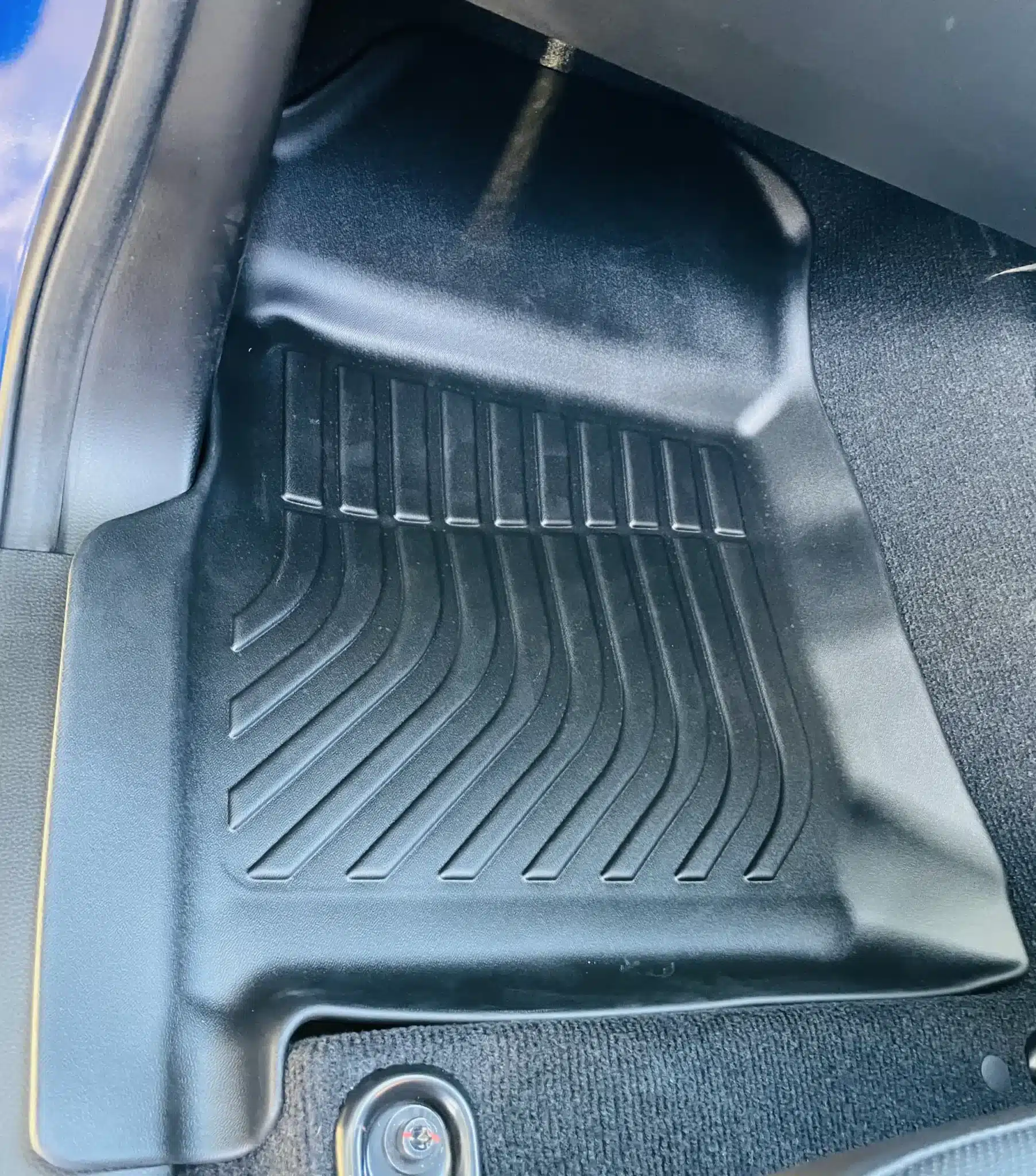 Isuzu MU-X MUX 3 Rows – 2021 – 2025 – 3D/5D All Weather Car Floor Mats – Right Hand Drive