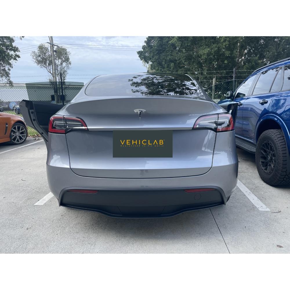 Tesla Model Y – 2022 – 2024 – All Badges – 3D / 5D TPE All Weather Car Floor Mats – Right Hand Drive