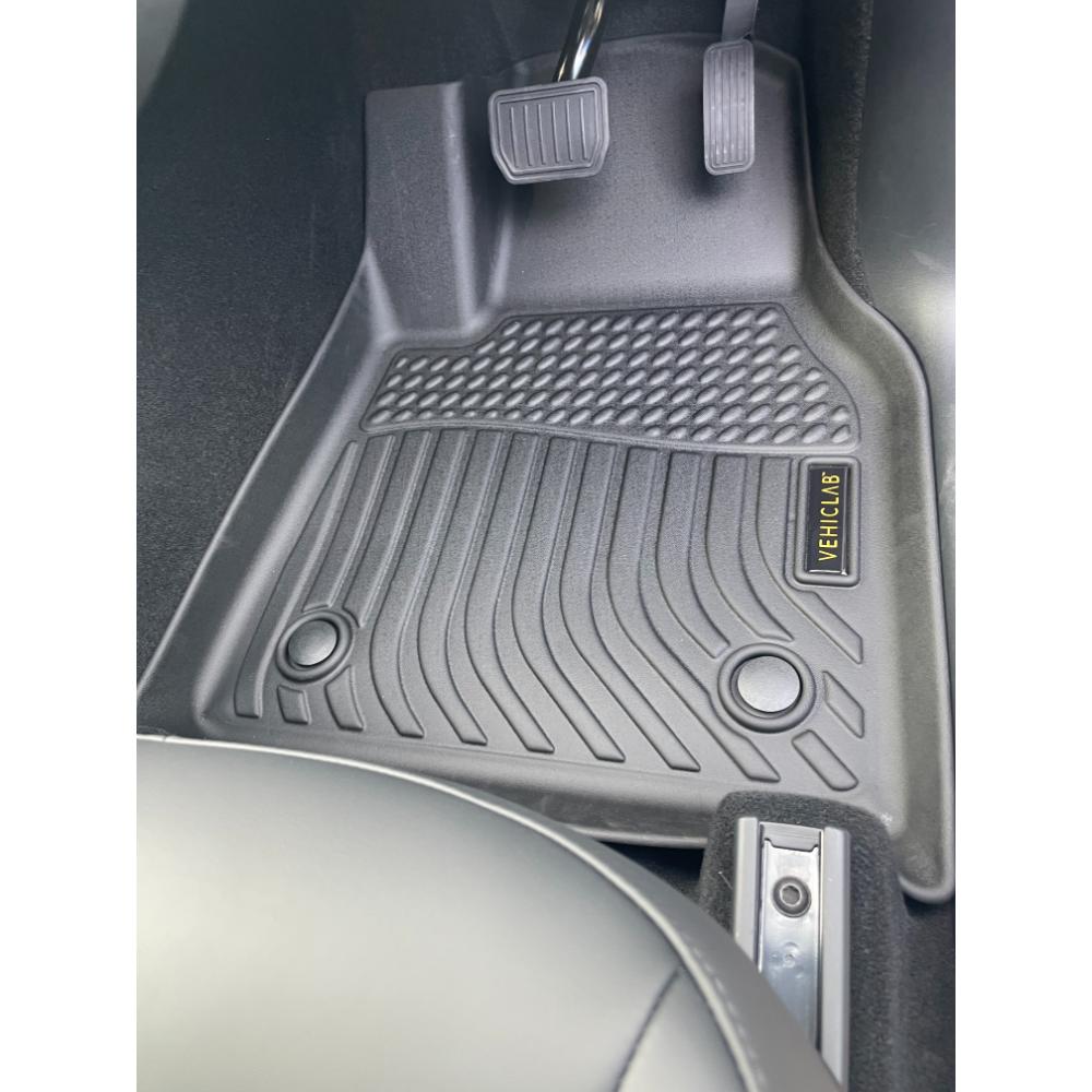 Tesla Model Y – 2022 – 2024 – All Badges – 3D / 5D TPE All Weather Car Floor Mats – Right Hand Drive